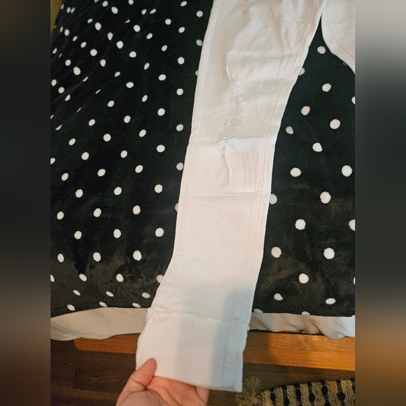 Blue Savy 3/26, 2 button white pants - Picture 2 of 5